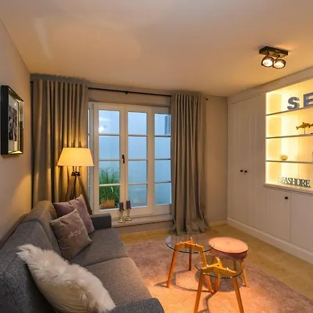 Oceans 18 Comfortable