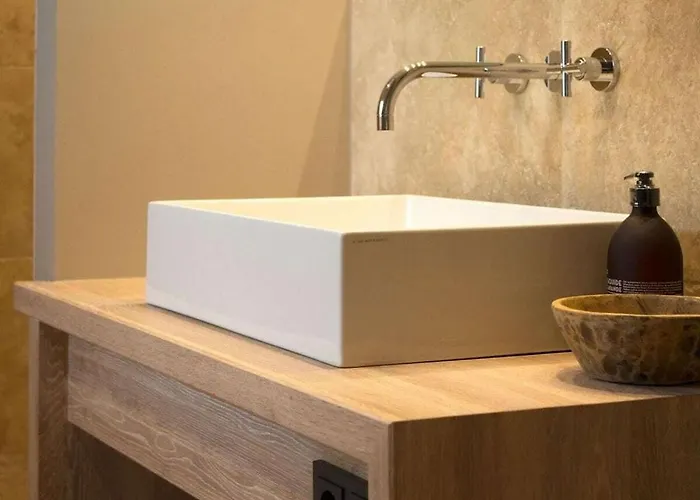 Oceans 18 Comfortable Feriehus